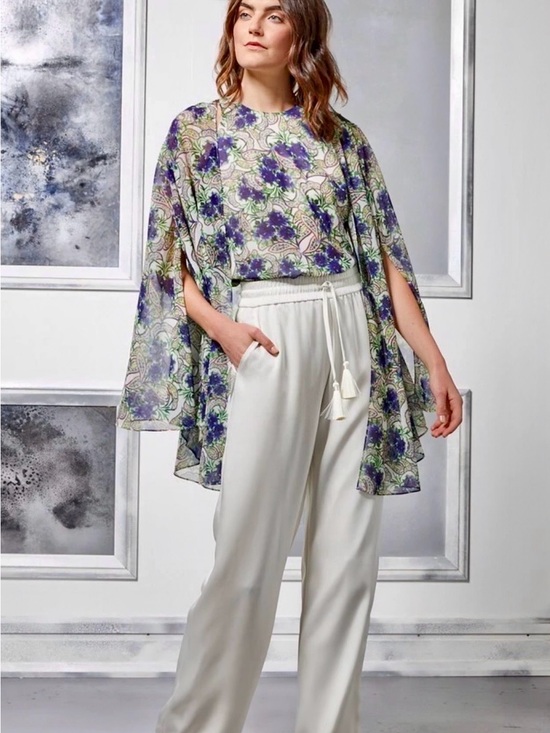 Badgley Mischka Tops - NWT Badgley Mischka Women’s Sleeveless Blouse w/ Capelet in Blue Floral Multi XS